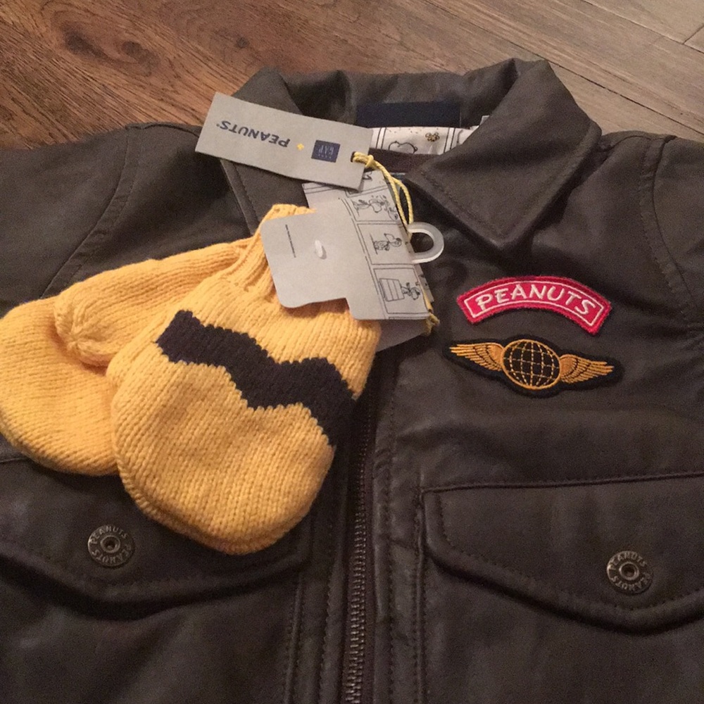 Baby gap peanuts bomber jacket and mittens